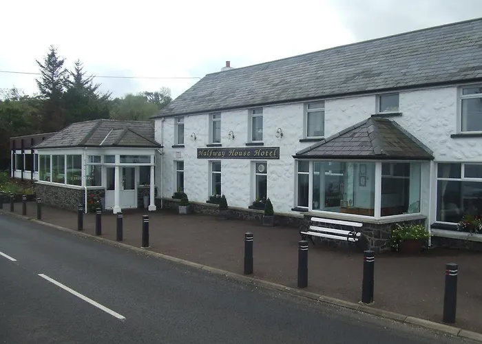 Halfway House Hotel