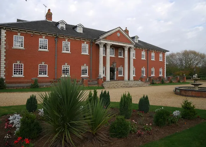 Elme Hall Hotel