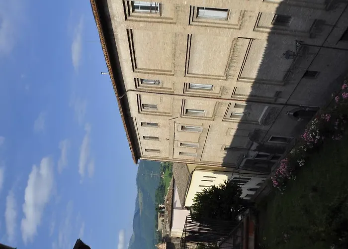 Hotel Fioriti