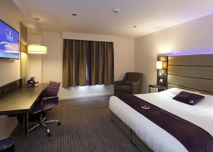 Premier Inn Watford Central