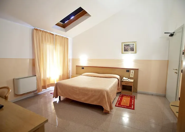 Master Hotel