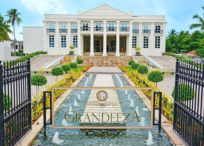 Grandeeza Luxury Hotel Katunayaka