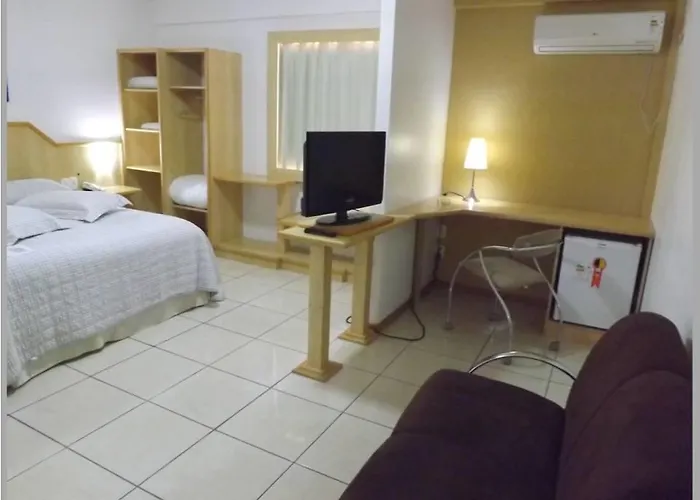 Cometa Plaza Hotel