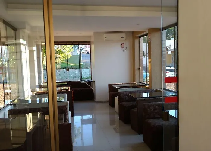 Santa Clara Hotel e Restaurante