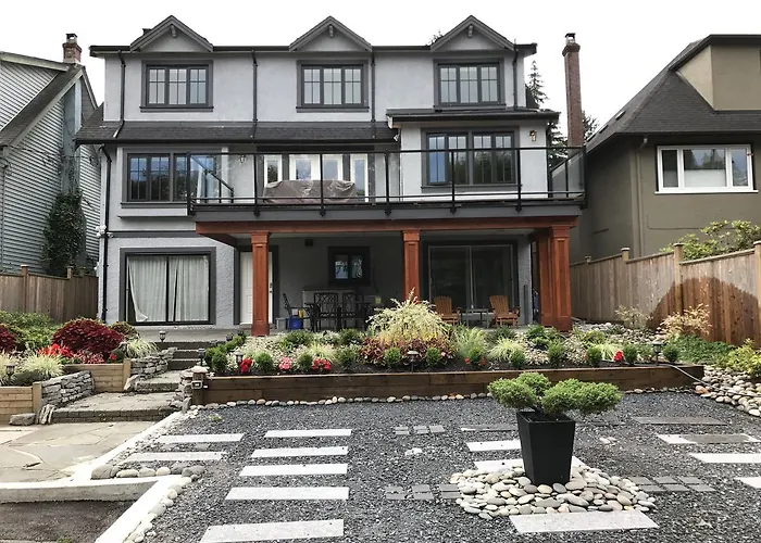 Bay View House