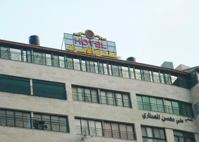 Isra Hotel