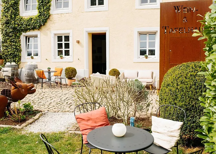 Wein-&Tafelhaus Hotel Trittenheim