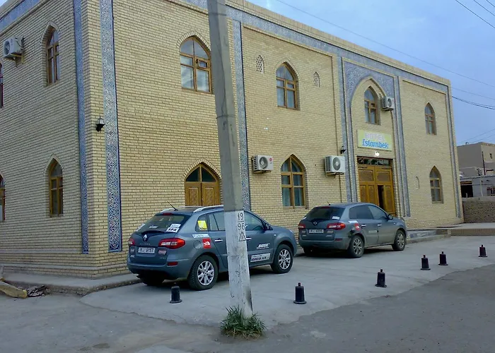Islambek Hotel & Travel