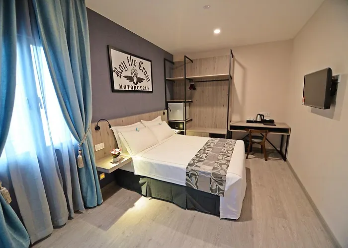 Diamond Inn
