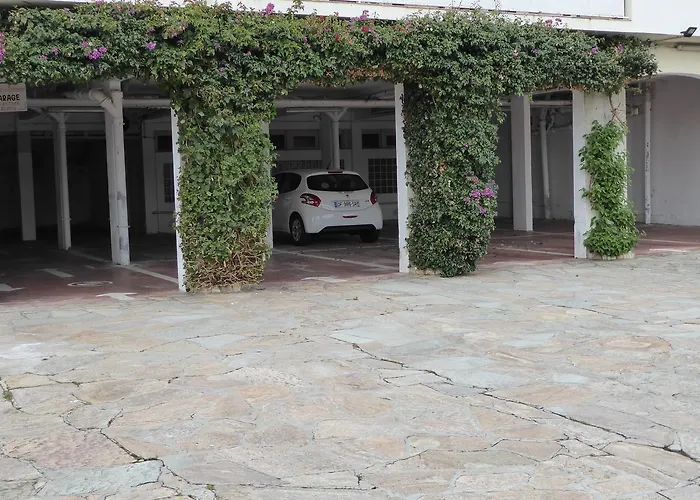 Hotel Cyrnea