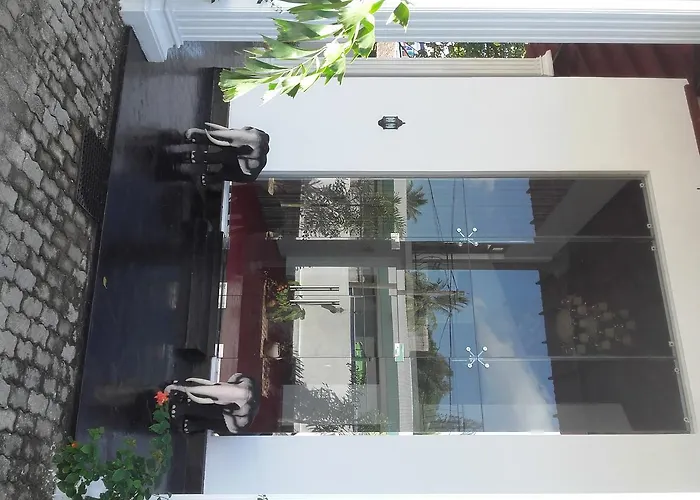 The Kingston Hotel
