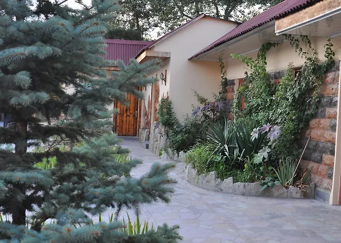 Mayisyan Kamurj Hotel