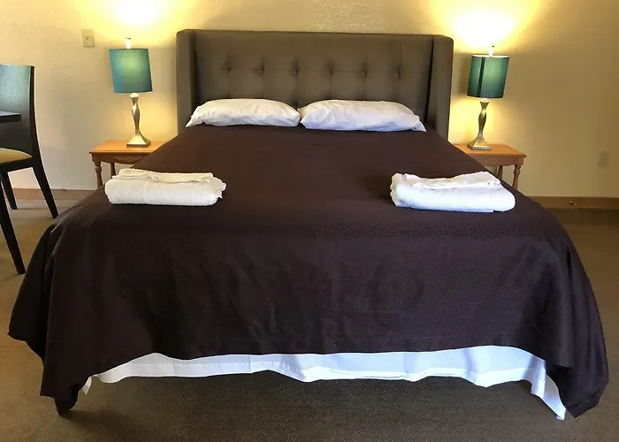 Bald Mountain Inn