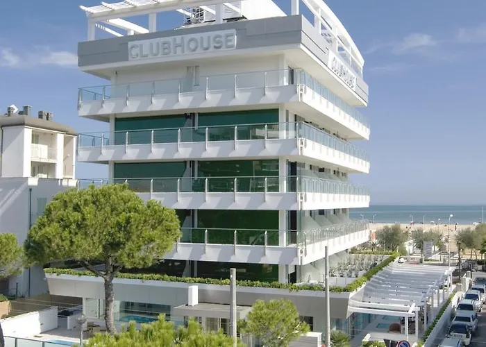 Club House Hotel