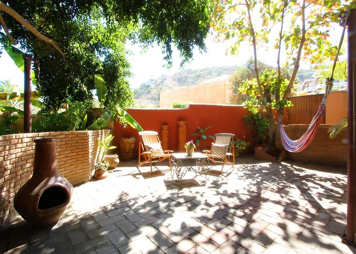The Bungalows Hotel