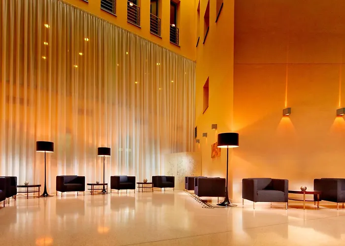 Roset Hotel & Residence