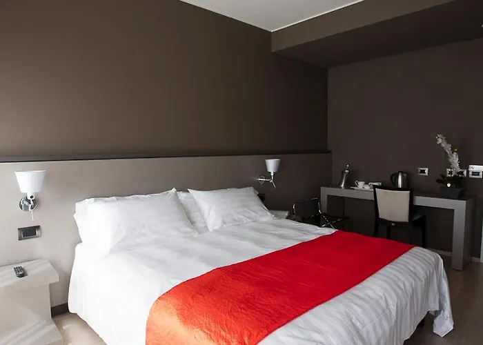 Zara Rooms & Suites