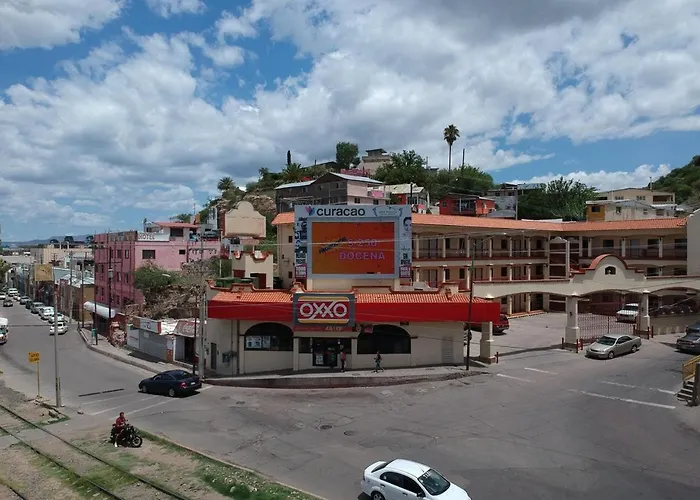 Hotel Colonial De Nogales
