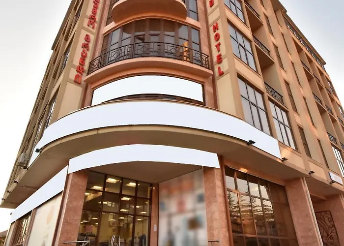 Hotel Grand