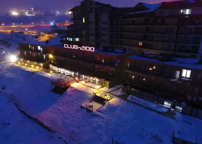 Hotel Club-2100