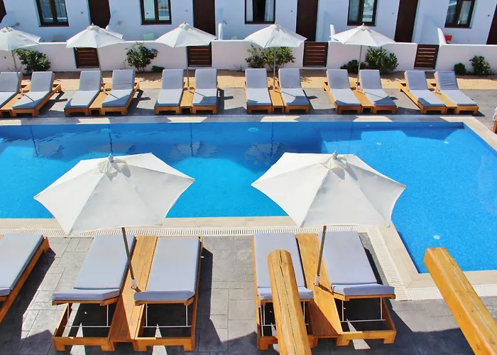 Ifestos Villa Fira 