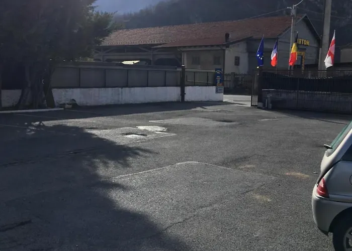 Hotel Fell