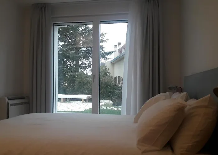 H-Sa Guest House