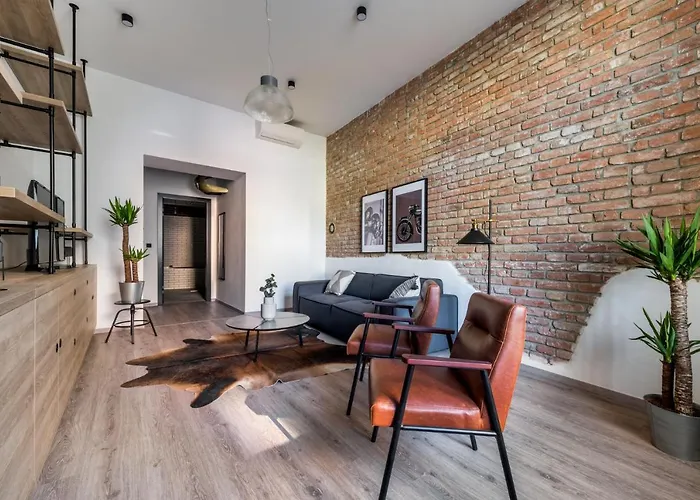 Apartmanovy Dum U Tomana