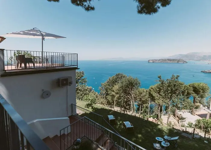 Villa Crawford