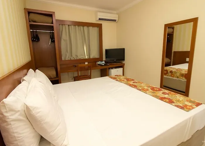 Gelps Hotel