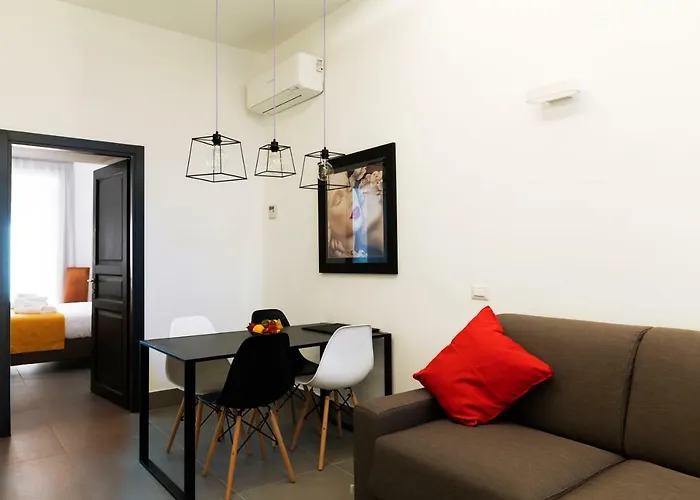Acate81 Lifestyle Apartment