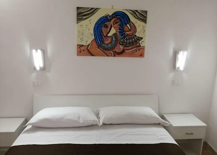 Opera Boutique Rooms