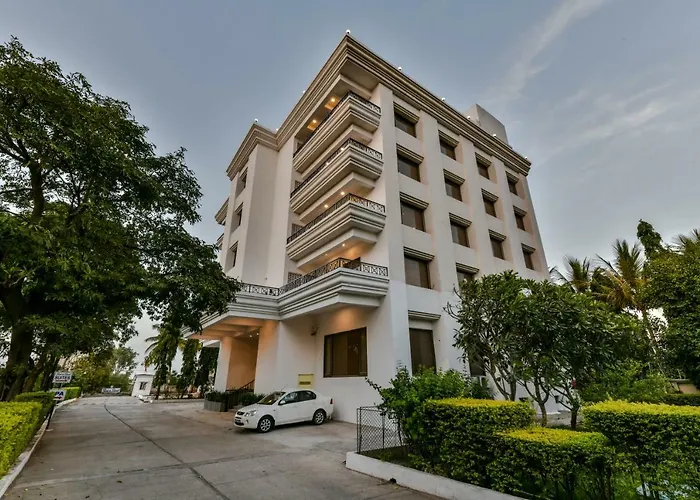 Sun-N-Sand Suites, Shirdi