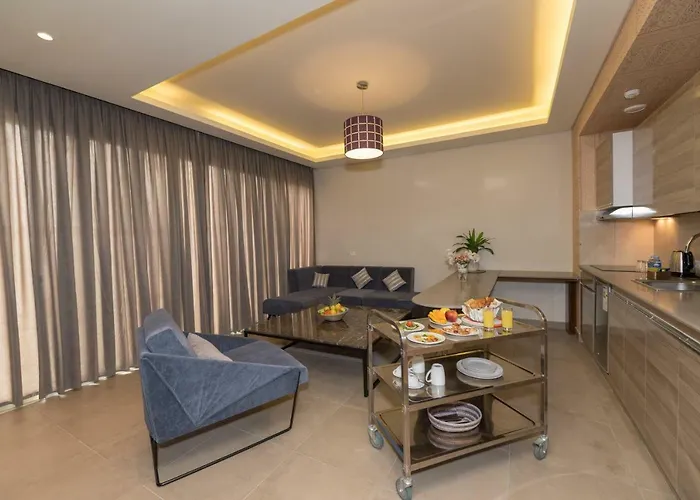 Roots Hotel Apartments Abidjan
