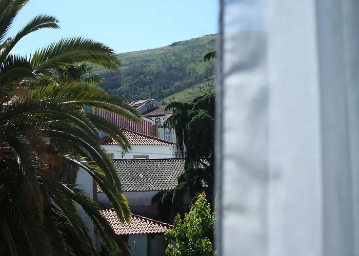 Caçula, Alojamento Local