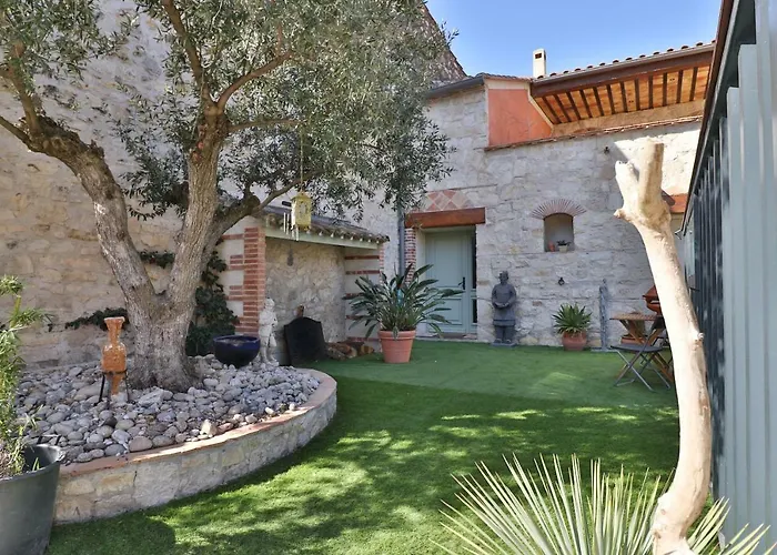 VILLA ARTEMIA Maison vigneronne - chambre d hôtes-B&B-piscine-climatisation