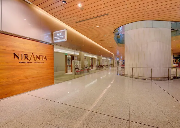 Niranta Transit Hotel Terminal 2 Arrivals/Landside