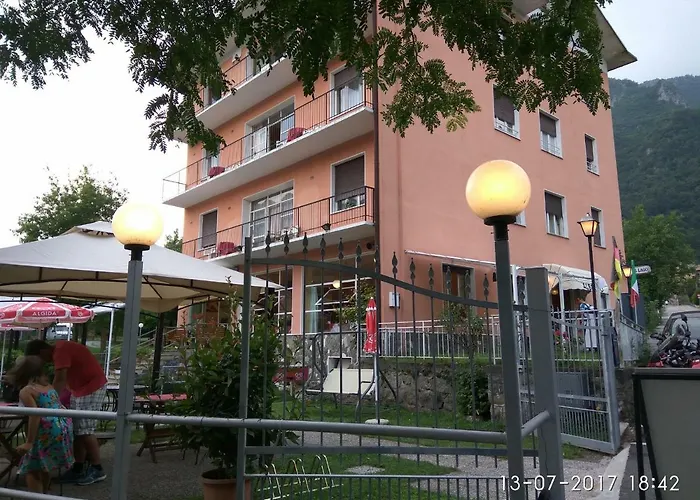 Albergo Al Lago