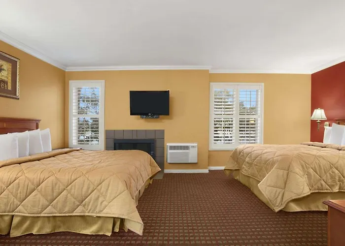 Travelodge Inn & Suites By Wyndham Gardena Ca