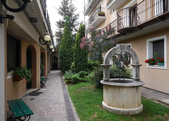 Hotel Daniel