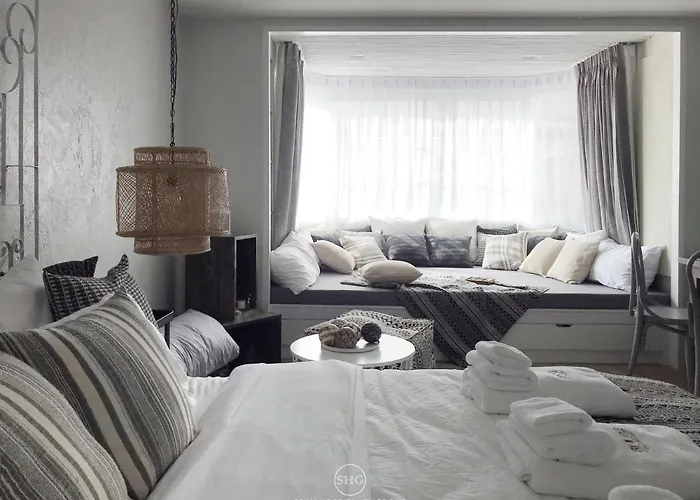 Stay In Style At Nimman R316