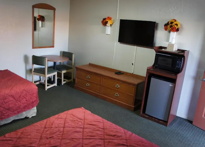 Royalinn & Suites