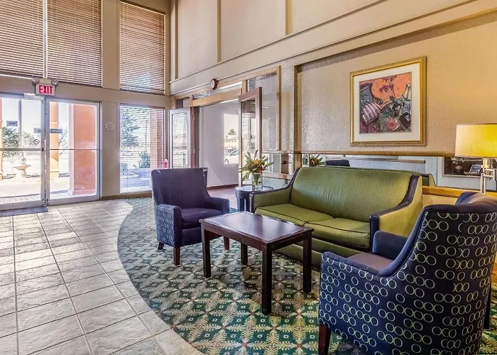 Mesilla Valley Days Inn & Suites Las Cruces