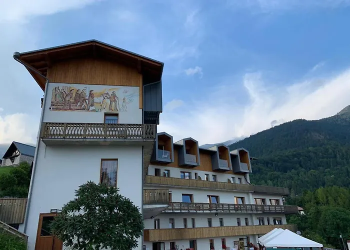Albergo Croce d'Aune