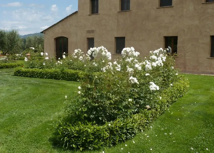 Sovana Hotel & Resort