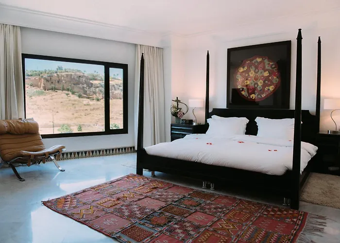 Riad Maison Bleue And Spa