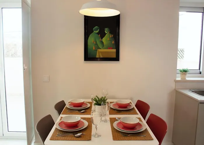 Cardeal Suites & Apartments