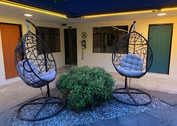 Route 19 Inn